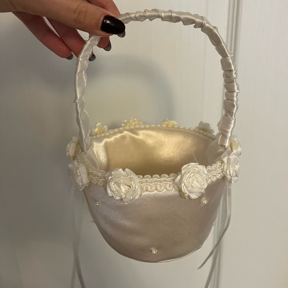 White Flowergirl Dress with Basket - Picture 6 of 6